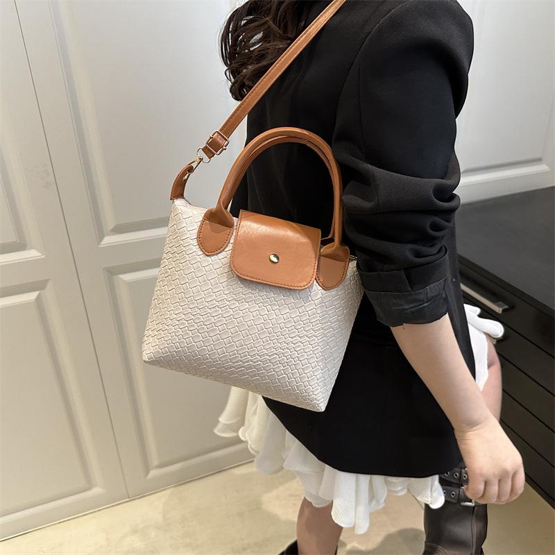 Woven Pattern Bag Women's 2025 New Fashion Commuter Simple Handbag PU Texture Trendy Shoulder Messenger Bag