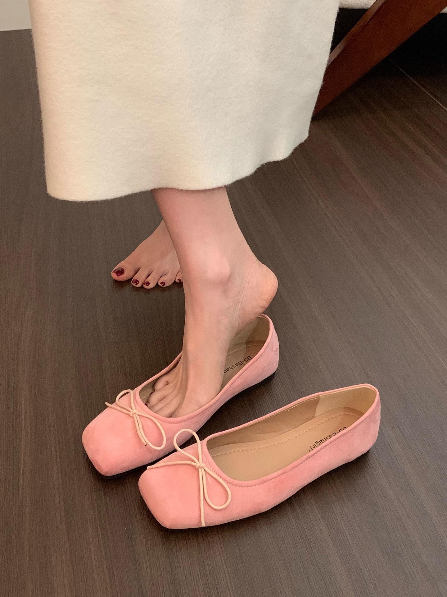 

Модные балетки с квадратным носком и бантом, женские замшевые лоферы на плоской подошве, мягкие удобные слипоны, женские неглубокие мокасины, обувь для невесты 35 розовый
