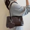 Korean Niche Handbag Women's 2025 New Trendy Fashion Underarm Bag Trend Simple Large Capacity Shoulder Bag
