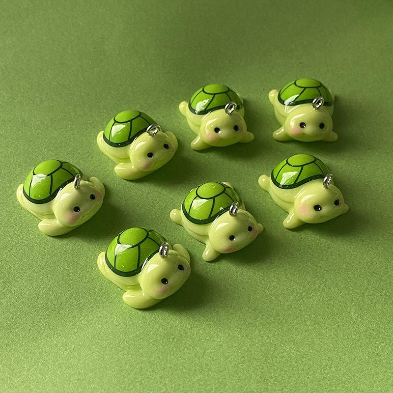DW90 5pcs Cute 3D Small Turtle Resin Green Charms Cartoon Animal Pendant for Earring Keychains Diy Decor Jewelry Fashion Make