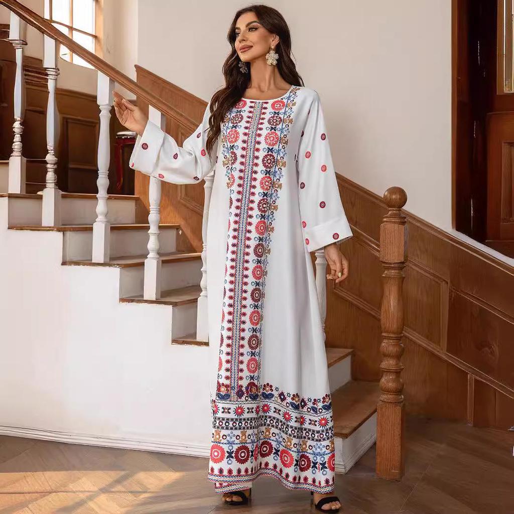 ZD028 Elegantes Perlenbesetztes Muslimisches Ethnokleid Lang mit Heißfolienprägung