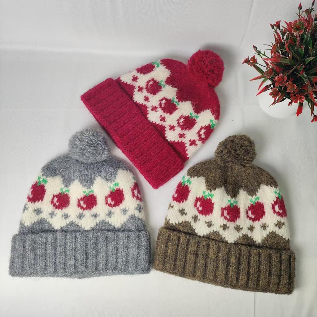 Autumn and Winter New Fair Island Wind Hairball Wool Hat Cold-proof and Warm Ear Protection Knitted Hat Fashionable Versatile Pullover Hat