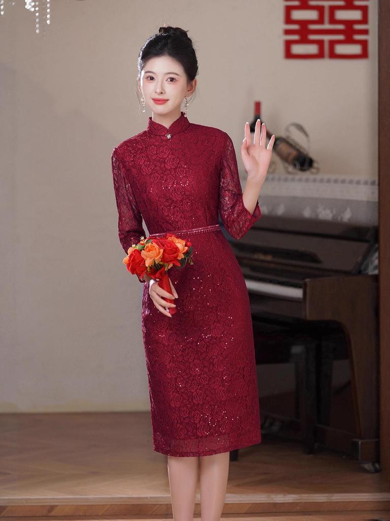2025 High-End Mother's Wedding Banquet Dress: Fashionable Toasting Gown and Modified Cheongsam