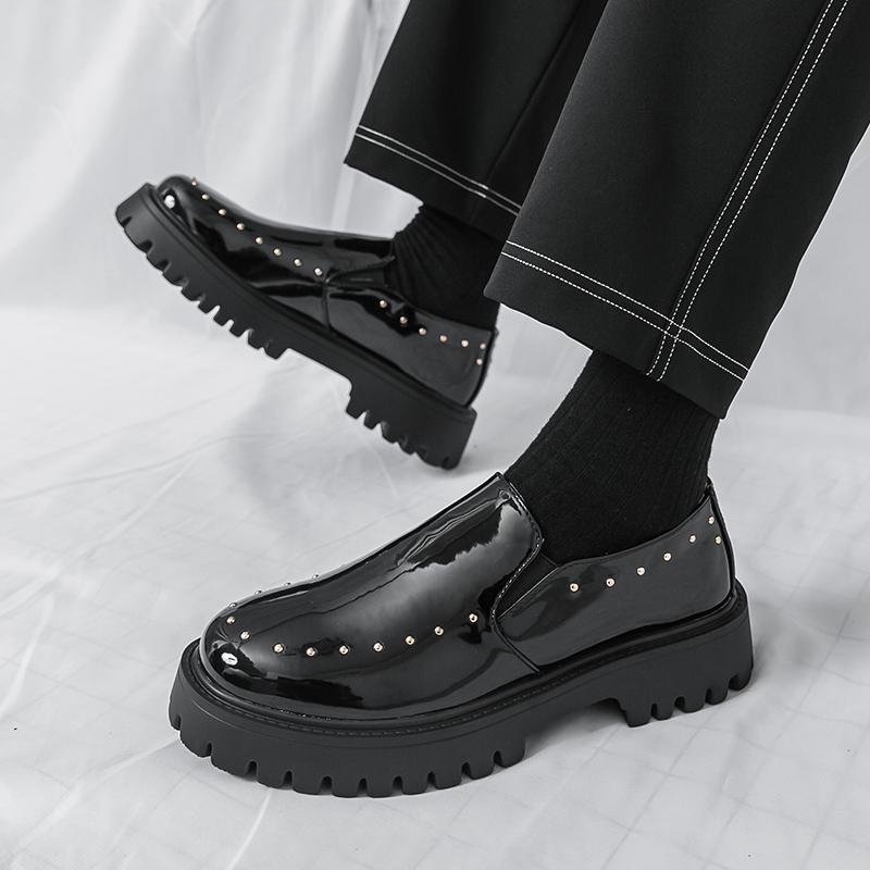 Fashion Luxury Designer New Men's White Rock Punk Rivet Dress Height Increasing Performance Shoes Wedding Prom Homecoming Party Loafers