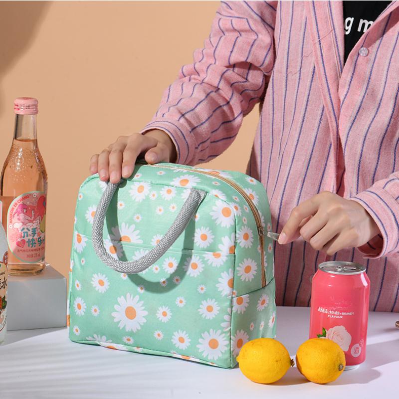 Isolerad lunchväska Tryck med fräscha små prästkragar Bärbar låda Multifunktionell isoleringsväska Utomhus Kylklamp Bentoväska för kvinnor