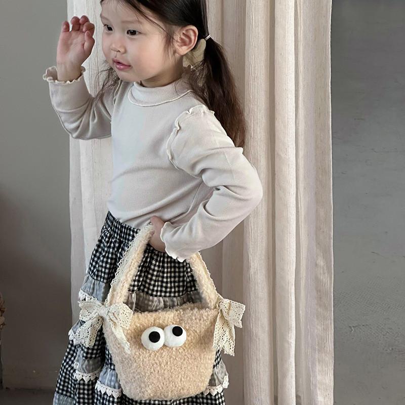 Adorable Cartoon Style Plush Mini Tote Bag With Cute Big Eyes For Kids Ideal For Daily Use
