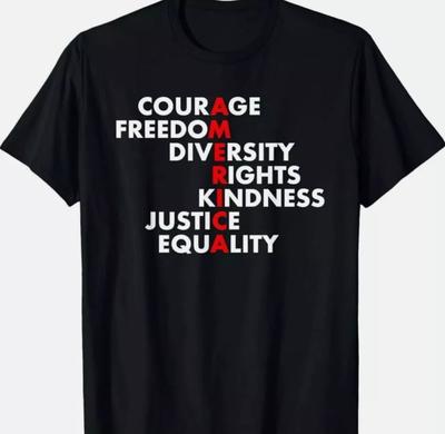 Oberteile – T-Shirts