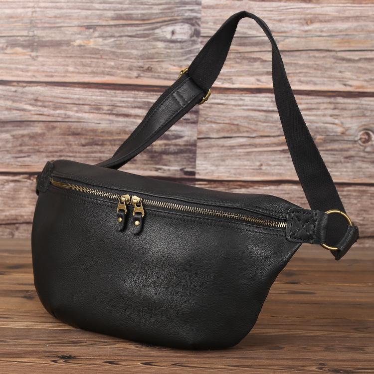 

Cowhide Chest Bag Soft Leather Large Capacity Backpack Vintage Leather Crossbody Bag 24x9x20cm