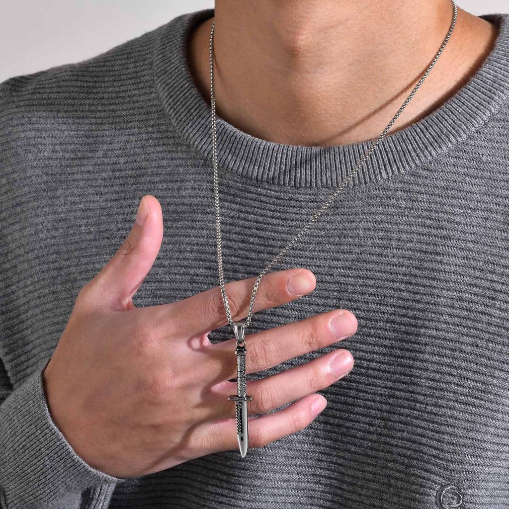 Vnox Cool Punk Necklaces for Men,Hip Hop Stainless Steel Stiletto Pendant Male Collar Gift Jewelry