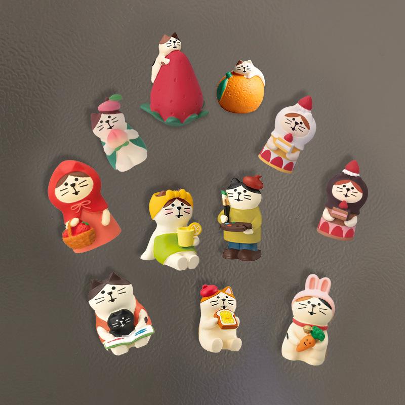 Cat Fridge Magnet, Cute Handmade Decoration, Bread Coffee Shop Accessory, Resin Small Figurine