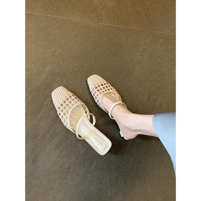 

~ Square head hollowed out woven short heel with half slippers female summer 35 бежевый