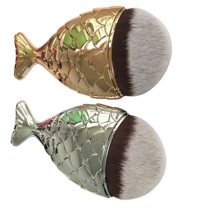 Mermaid Fish Scale Makeup Brush With Fish Tail Foundation Brush Powder Silver