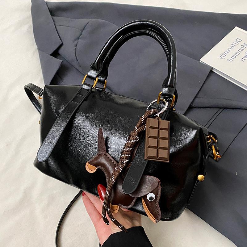 IELGY Large Capacity Boston Bag Commuter All-Match Handbag Retro One-Shoulder Messenger Pillow Bag