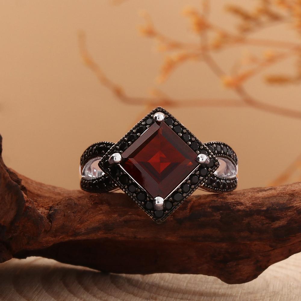 925 Sterling Silver Rings Natural Square 8.0mm Garnet Real Gemstones Light Luxury Fine Jewelry for Women's Engagement Party Gift