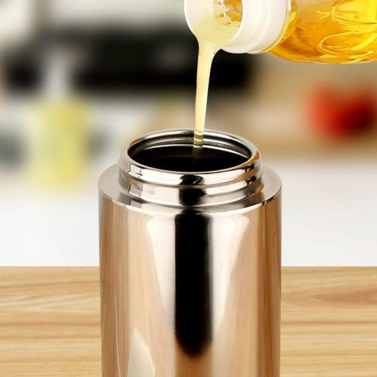 Bottiglia erogatrice di olio 2 in 1 per cucina 360/430/500 ml in acciaio inossidabile con doppio ugello, spruzzatore per olio da barbecue per cucinare, grigliare, insalate e cuocere al forno.