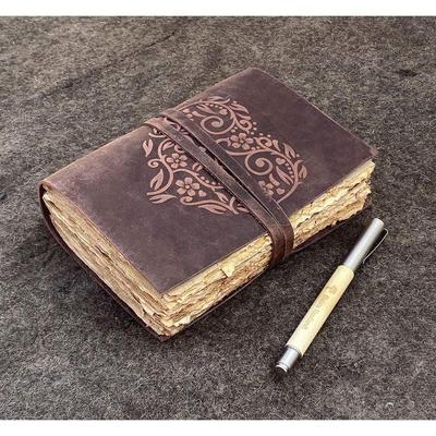 Vintage-Leder-Tagebuch mit geprägtem Herz für Frauen, Leder-Tagebücher für Frauen, handgefertigte Tagebücher, Geschenke 7 x 5