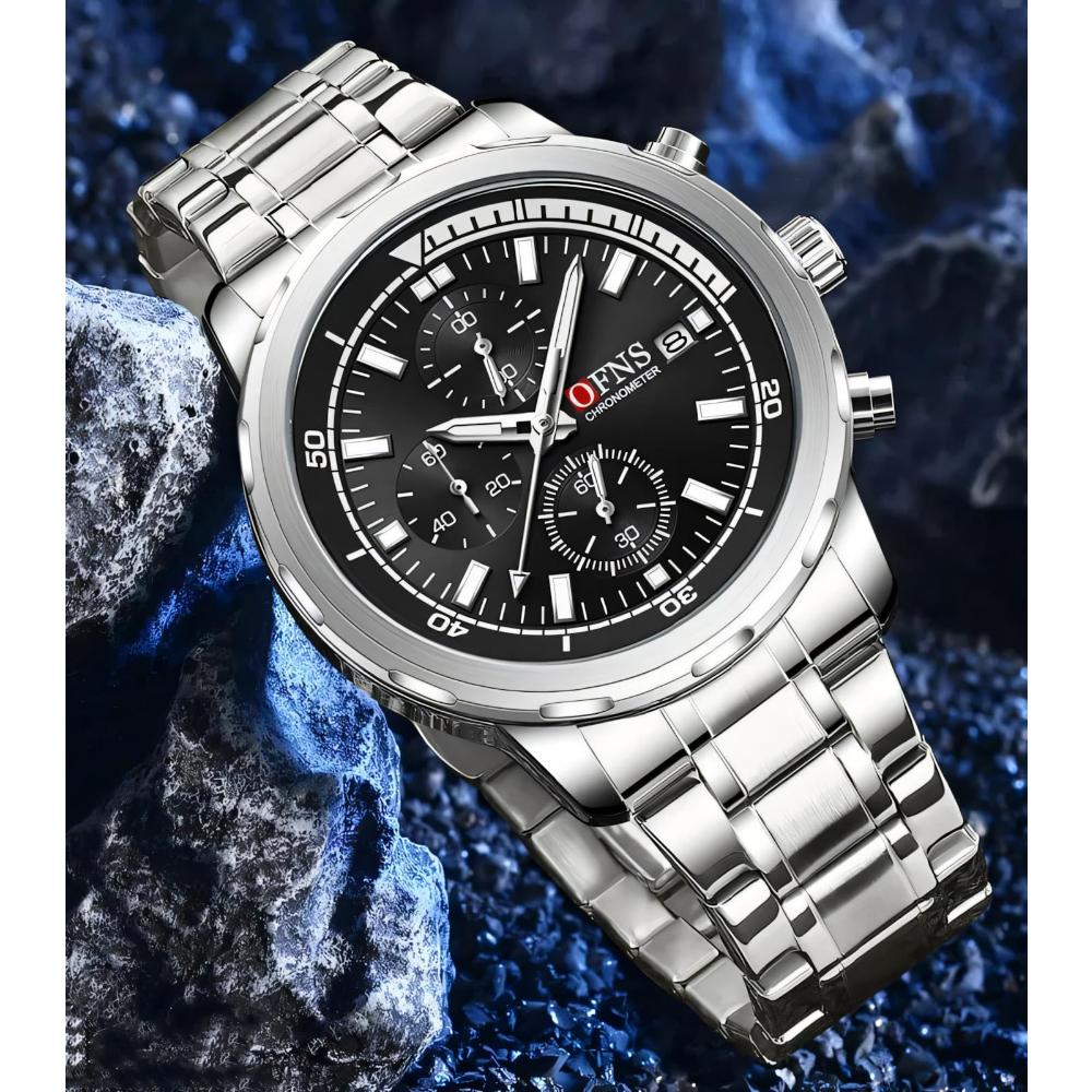 Men's Business and Leisure Watch with Three Eyes Six Needles Quartz Movement Night Light Display Waterproof Wristwatch