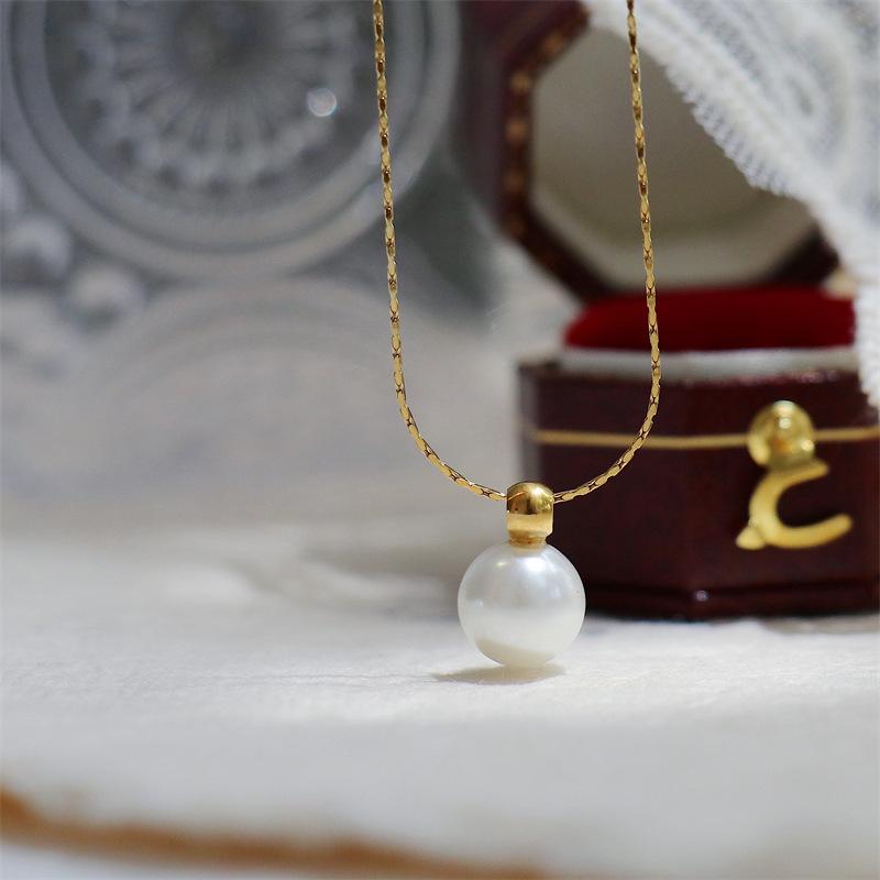 18K Gold Round Bead Clavicle Necklace - Elegant, Fine Chain, Simple Design
