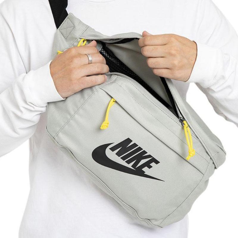 Nike Polyester Shoulder Bag, Crossbody Bag, Fanny Pack Men's White Gray Green Casual BA5751-334