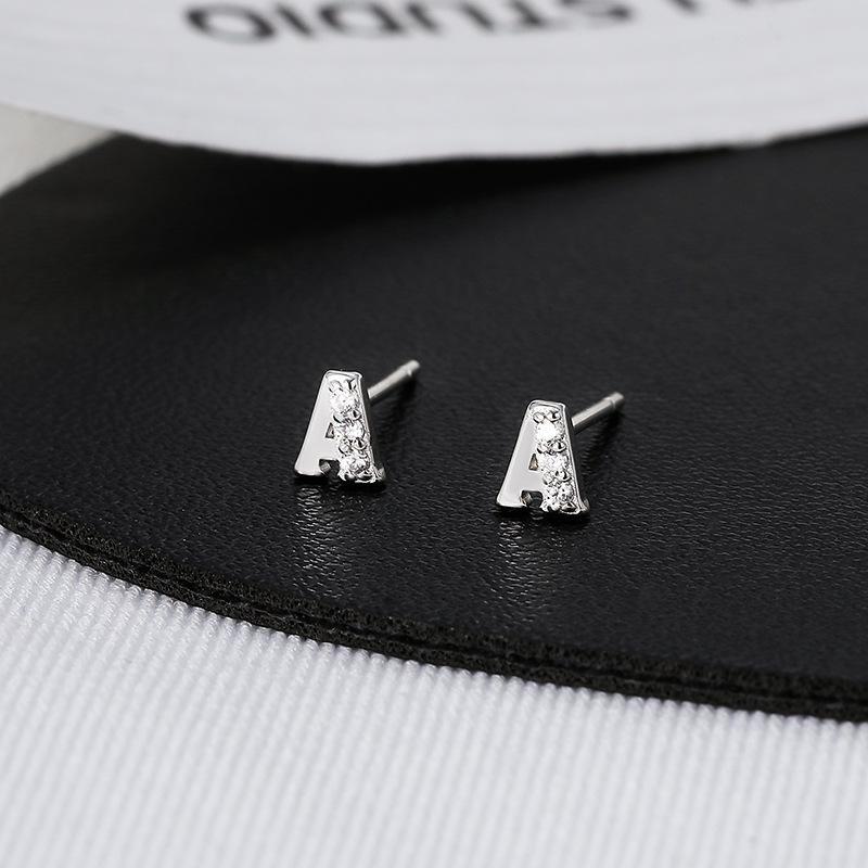 Pendientes de Diamantes con Letra Personalizada de Plata de Ley S925 Banyan Tree - Pendientes Individuales para Cartílago para Hombre y Mujer