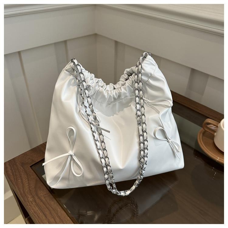 2024 New Spring Stylish Shoulder Crossbody Bag For Women Chic Street Style Pu Bucket Bag In Black/brown/silver/white
