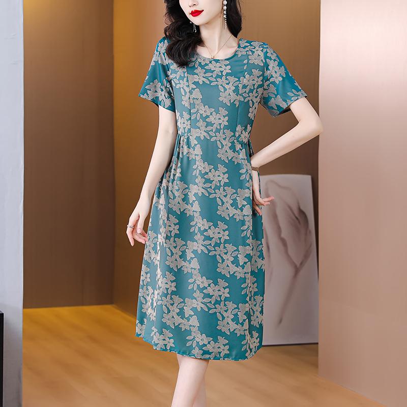 2023 sommer Neue Stil Frauen Dünne Druck A-line Kleid Seide Satin Kurzarm Medium Länge Kleid