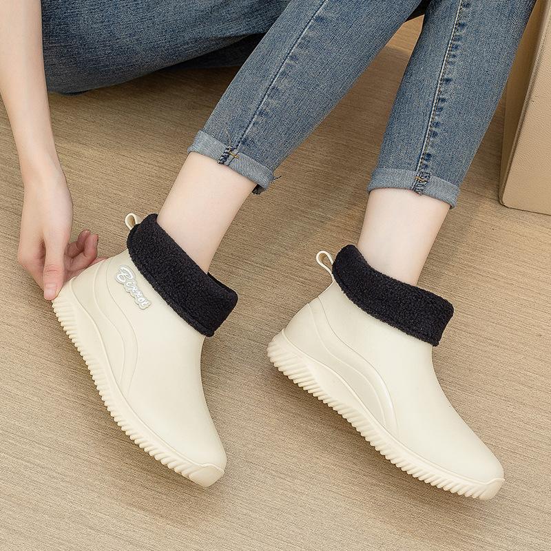 2025 short tube fashion rain shoes men, non-slip shoes low-top outdoor car wash waterproof shoes lightweight