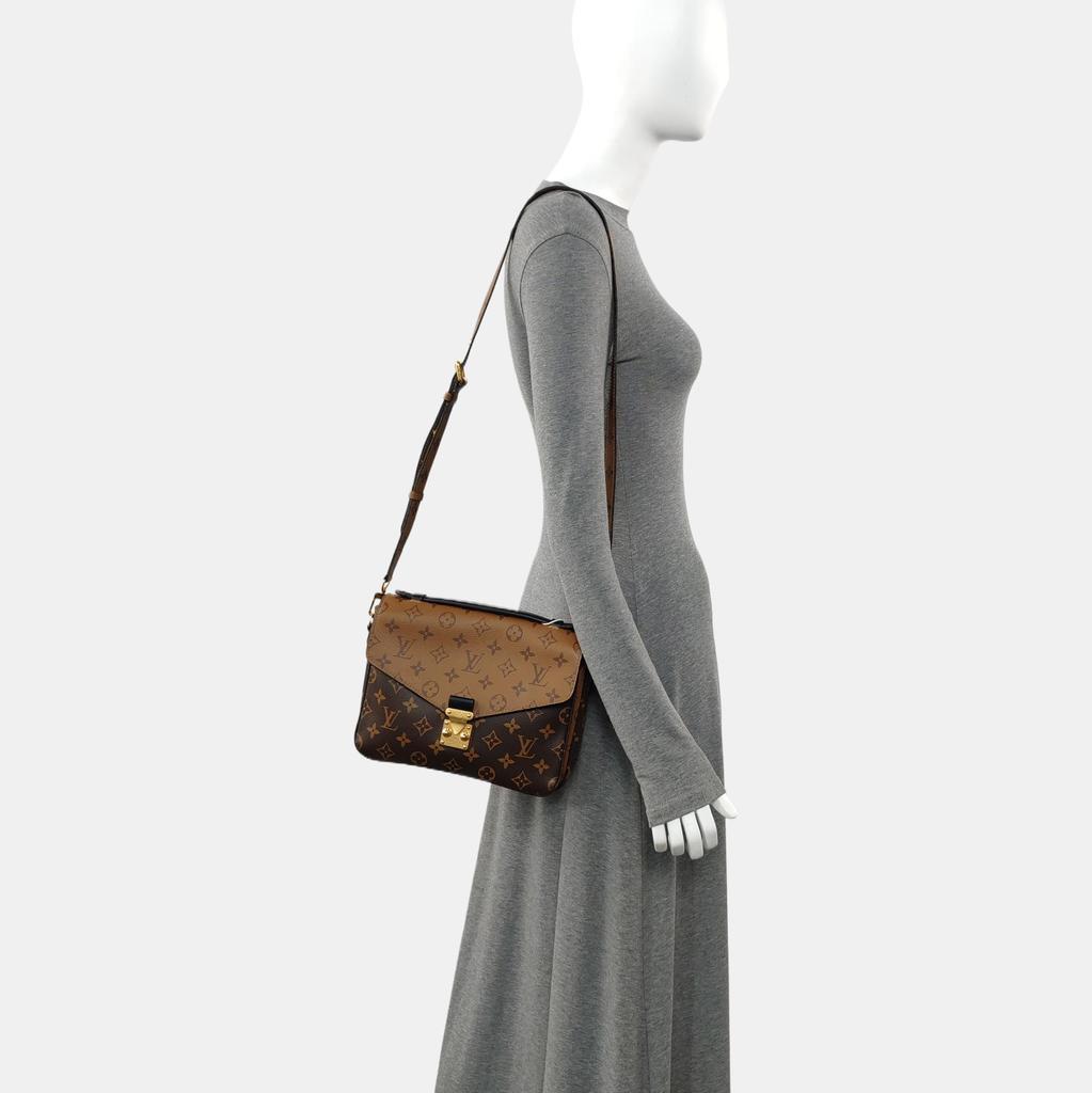 [Pre-Owned] Louis Vuitton Pochette Metis 'Brown Monogram Reverse Canvas' - Very Good #1K72HCE