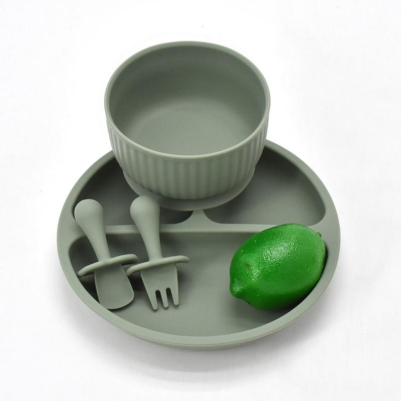 4Pcs/Set Silicone Baby Feeding Bowl BPA Free Waterproof Solid Color Dinner Plate With Sucker