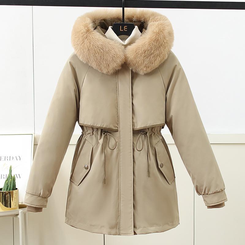 

Зимой новое пальто из искусственного меха превосходит хлопковую женскую куртку с отстегивающимся свободным меховым воротником. 3XL