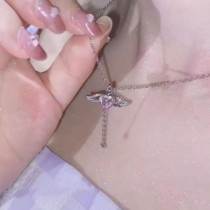 Romance Cupid Heart Wing Necklace In Elegant Zinc Alloy Fashion Neck Accessory Perfect For Date Night And Gift Giving