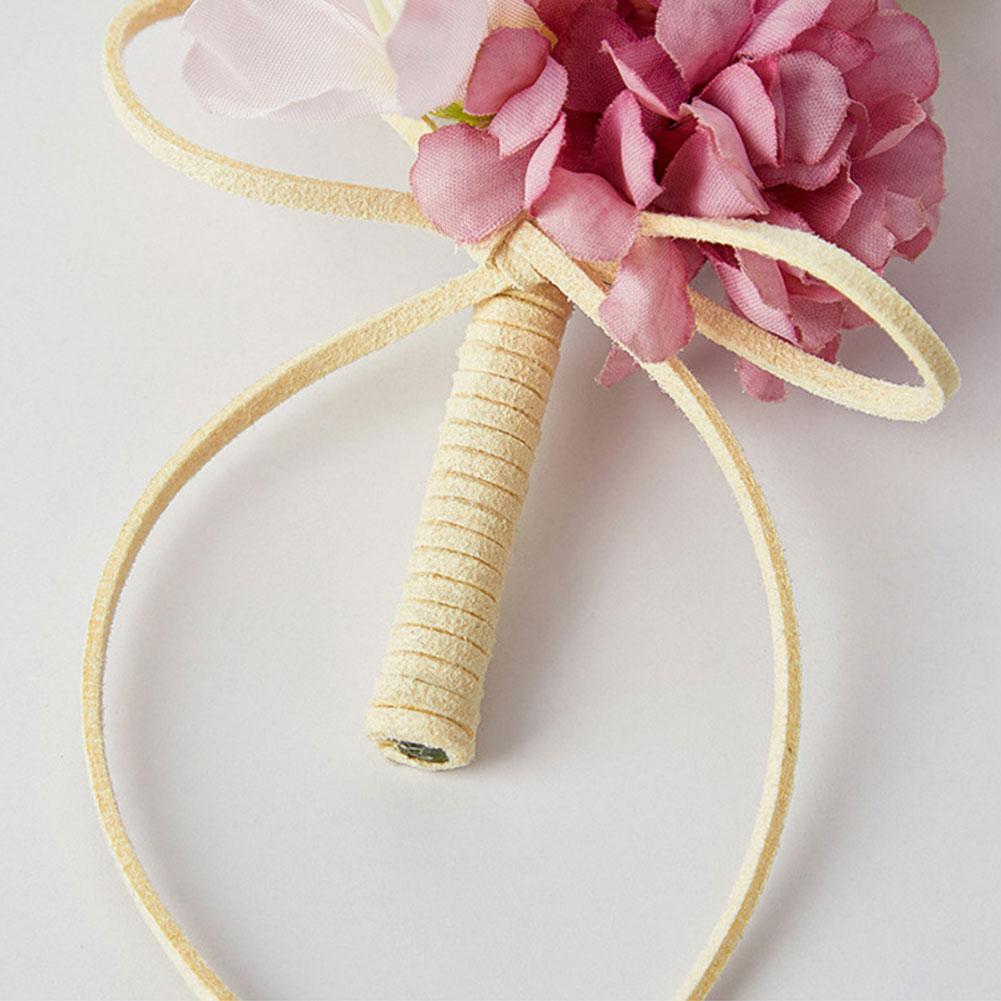 Wedding Boutonniere Featuring Calla Lily Design for Groom Formal Wear Plastic Floral Lapel Accessory for Ceremony and For party