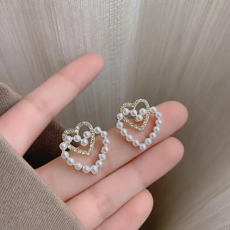 

Crystal Heart Imitation Pearl Hollow LOVE Stud Earring for Women Korean Temperament Zircon Christmas Girlfriend Gift