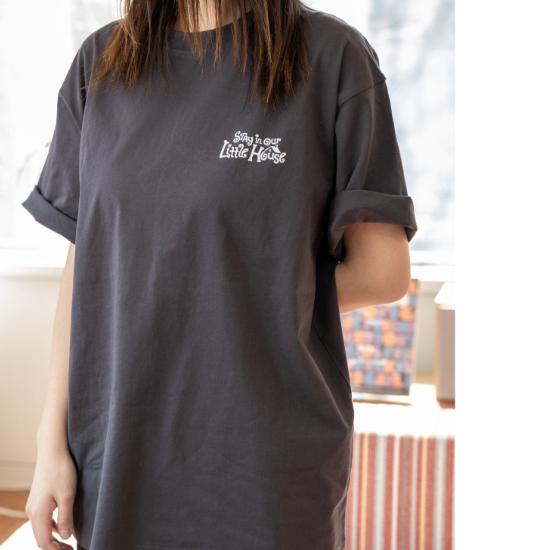 Vorbestellung Stray Kids 6. Fanmeeting Stay in Our Little House T-Shirt