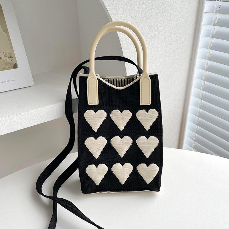 

Korean Fashion Heart Knitted Mini Square Handbag For Women Small Mobile Phone Shoulder Bags Girls Cute Outdoor Crossbody Bags черный белый
