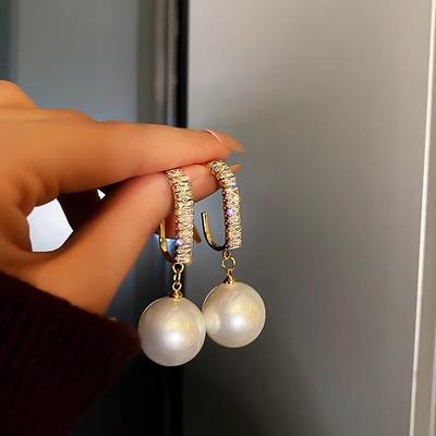 S925 Silber Große Perlen Ohrringe - Damen Modische Stecker, Elegant High-End Leichter Luxus Stil.