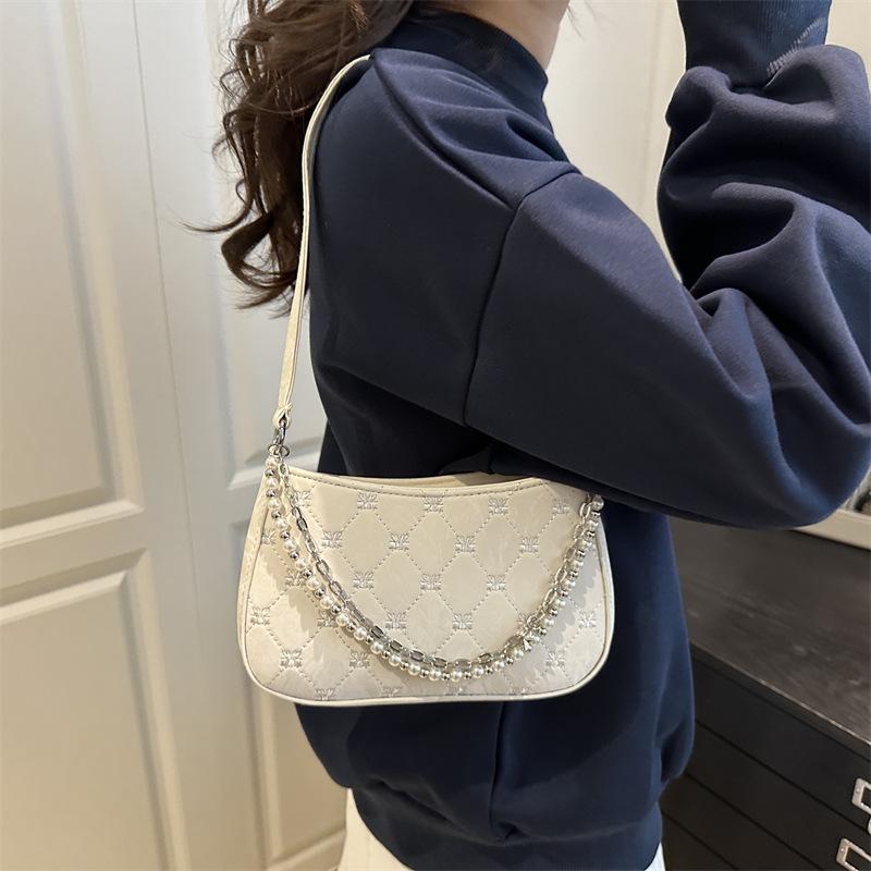 Pearl Chain Bag Women's Trend Fashion Embroidery Dumpling Bag 2025 Summer Summer High Sense Versatile Shoulder Bag