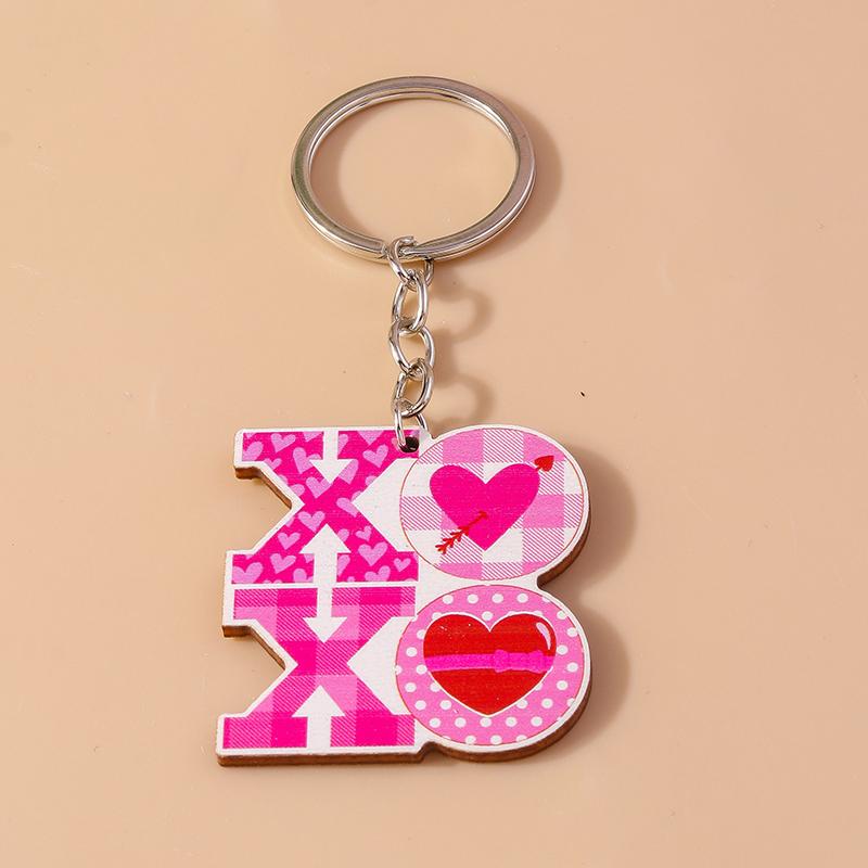 Romantic Wood Keychain Charms Love Heart Lip Keyrings Pendants for Women Girls Handbag Decor DIY Valentine's Day Key Chain Gifts