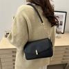 Small Fashionable Square Bag For Women Perfect For Autumn Winter With Stitching Trendy