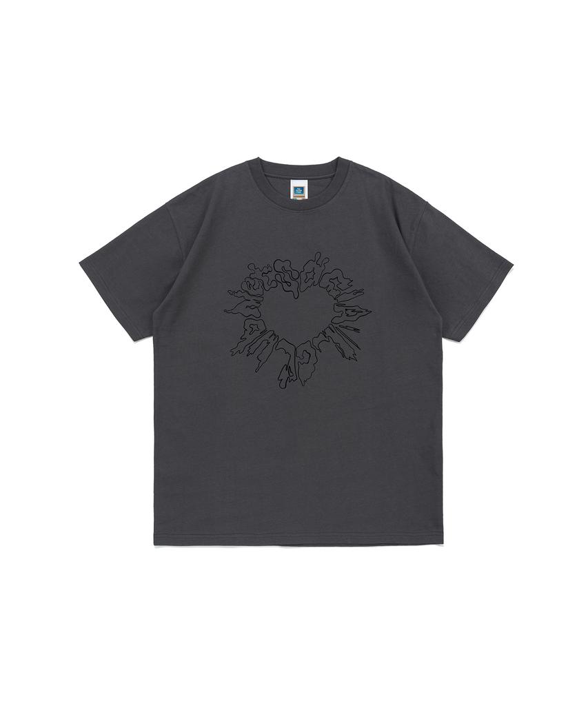 NET SOCIAL CLUB Outer Heart Tee (Charcoal)