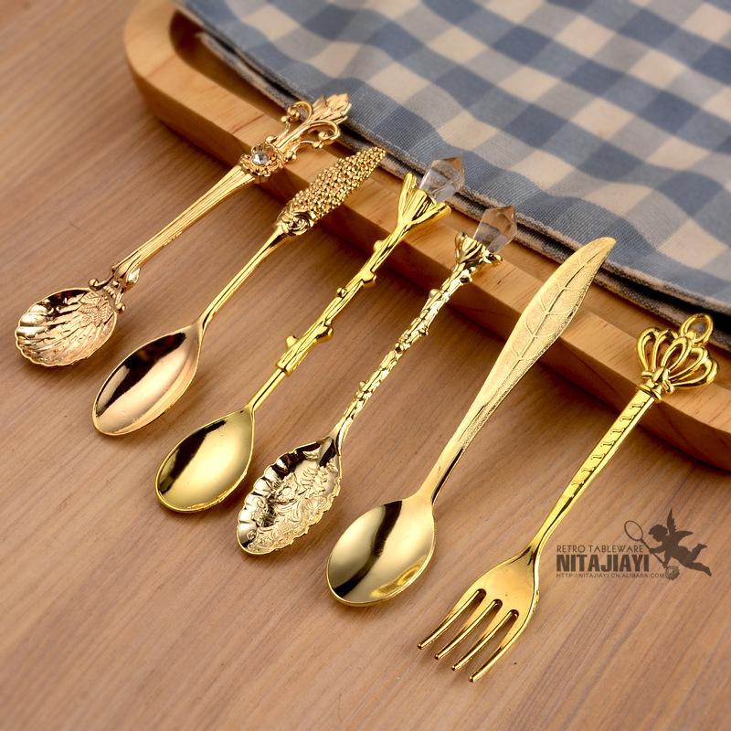 

Креативный набор кофейных и десертных ложек в ретро-стиле Green Ant. Fork