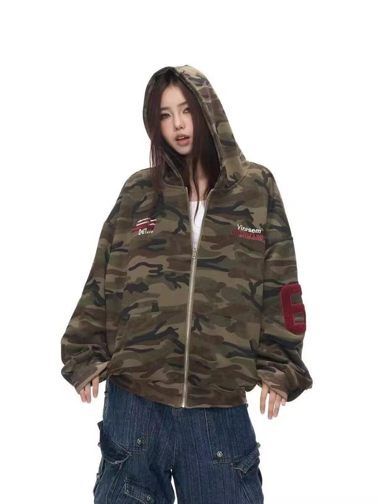 Unisex Tarnfarben Besticktes Vielseitiges Hoodie-Sweatshirt: Trendiger lockerer Schnitt mit Plus-Samt