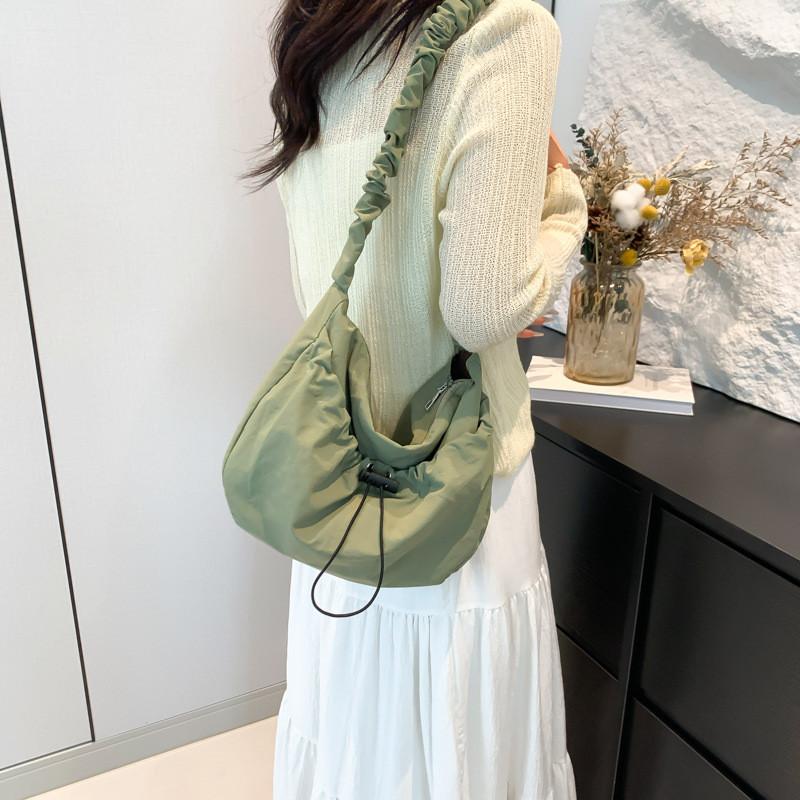 Stylish And Versatile Canvas Tote Bag For Women Perfect For Daily Casual Outings