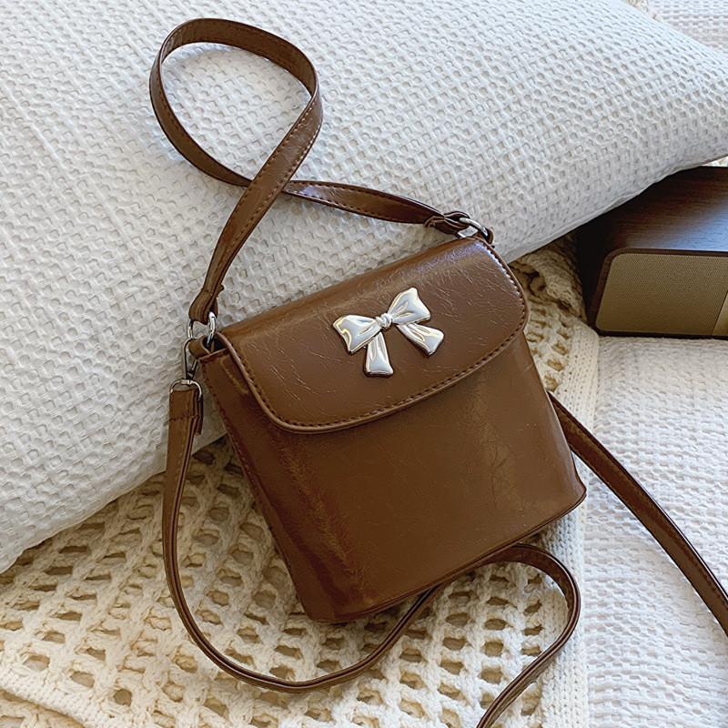 Stylish Small Square Bag 2024 New Summer Fresh Shoulder Bag For Women Chic Black