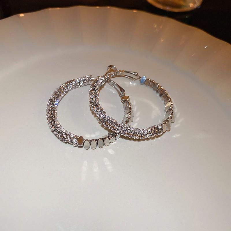 European and American plain ring earrings, stud earrings, cold wind, niche earrings, temperament earrings, light luxury