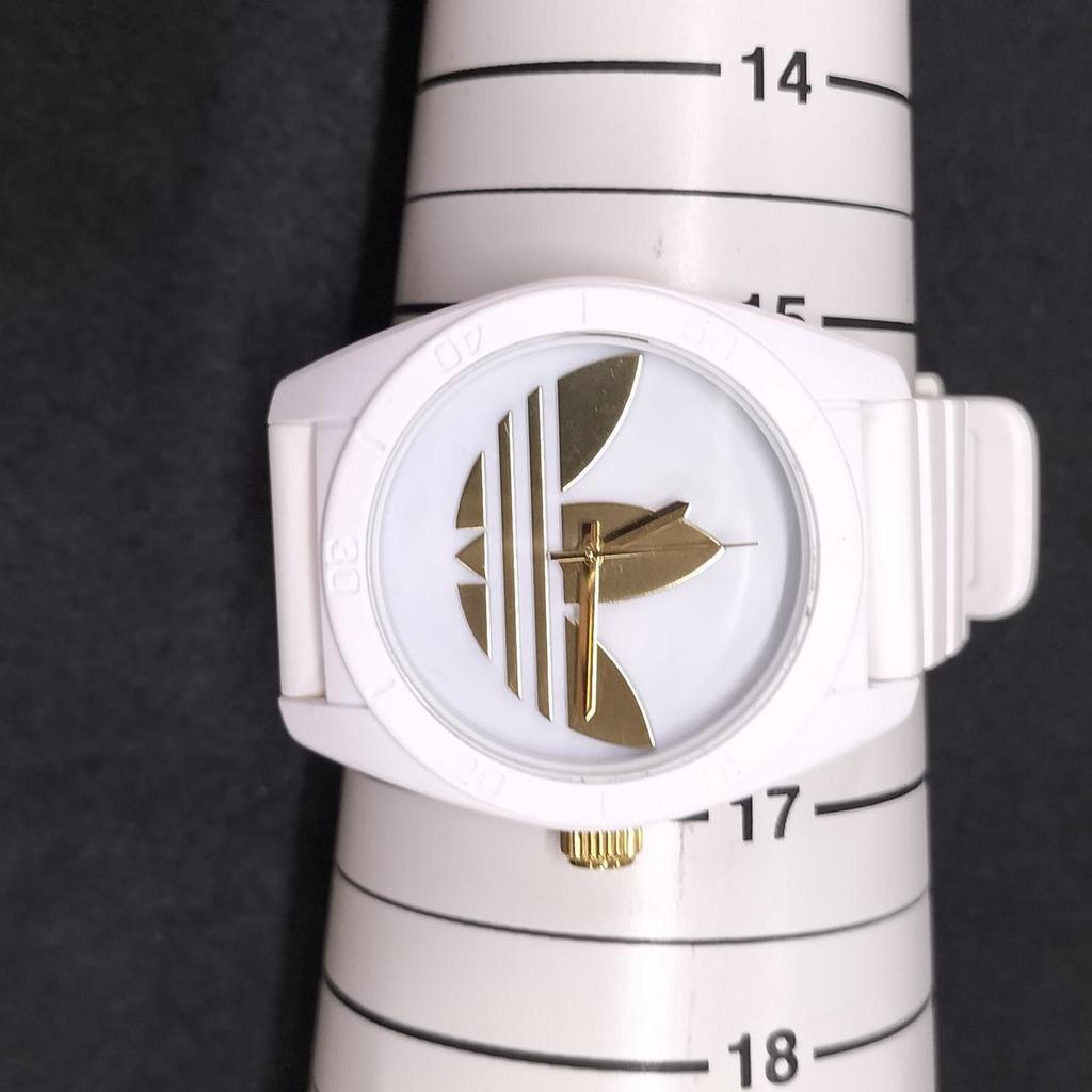 Used ADIDAS ADH2917 Yellowing quartz watch