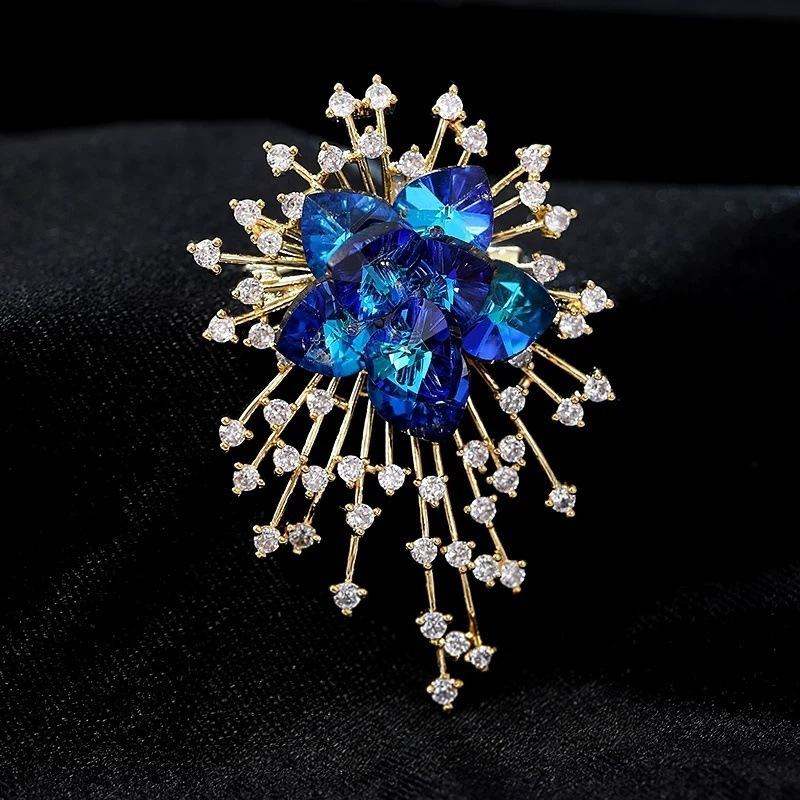 Luxury Gold Plated Flower Brooch With Sparkling Cubic Zirconia For Wedding Party Daily Wear Elegant Ladies Gift