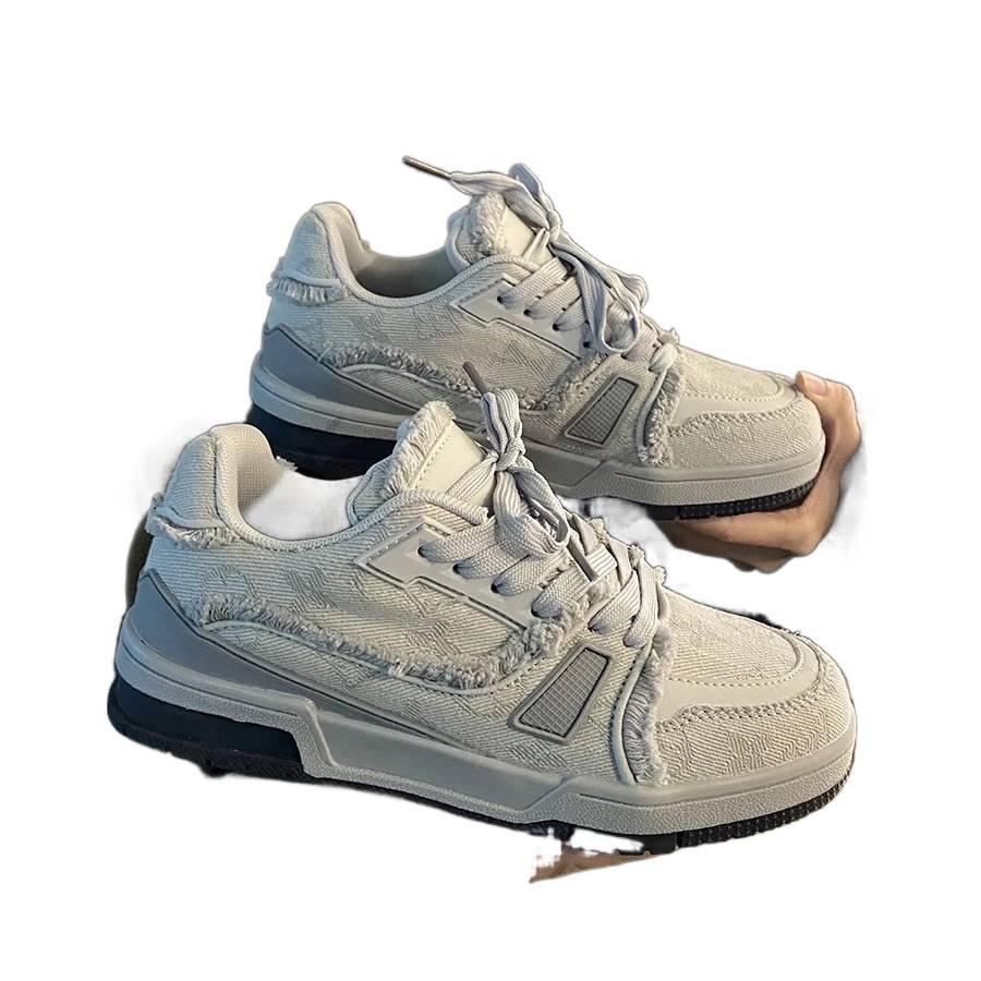 Herbst atmungsaktive Retro-Freizeit-Board-Schuhe Nischen-Sport-Plattform-Brot-Schuhe