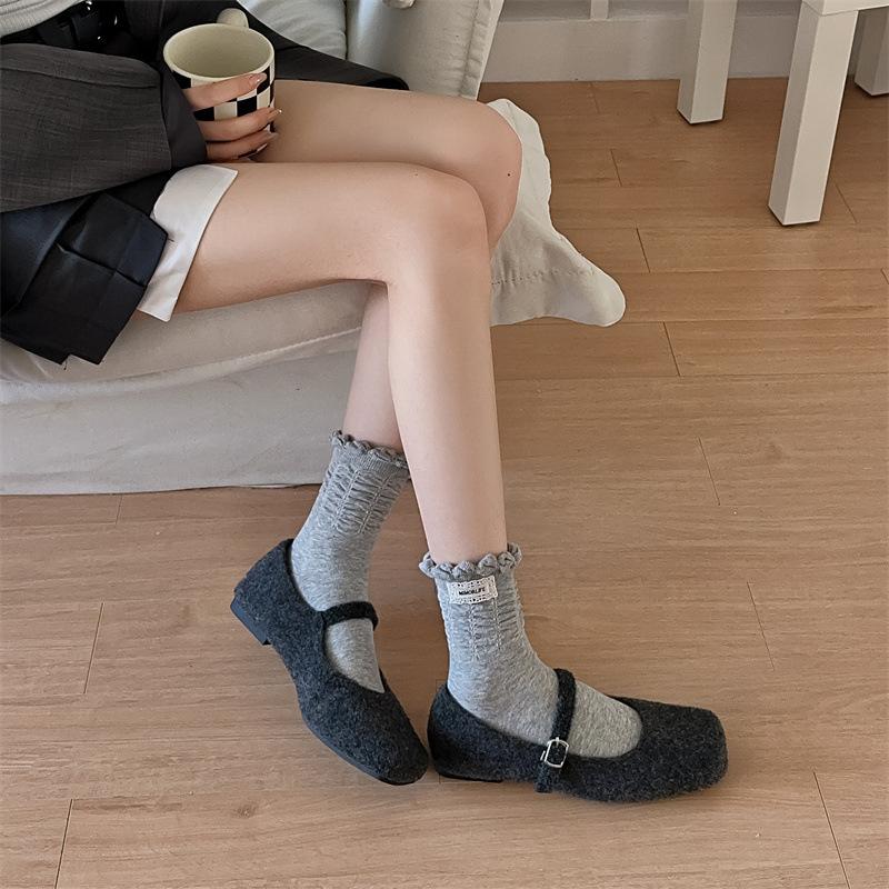 Korean Lace Cloth Label Solid Color Socks Versatile Pleated Lace Medium Tube Socks And Girls' Socks Stacking Socks