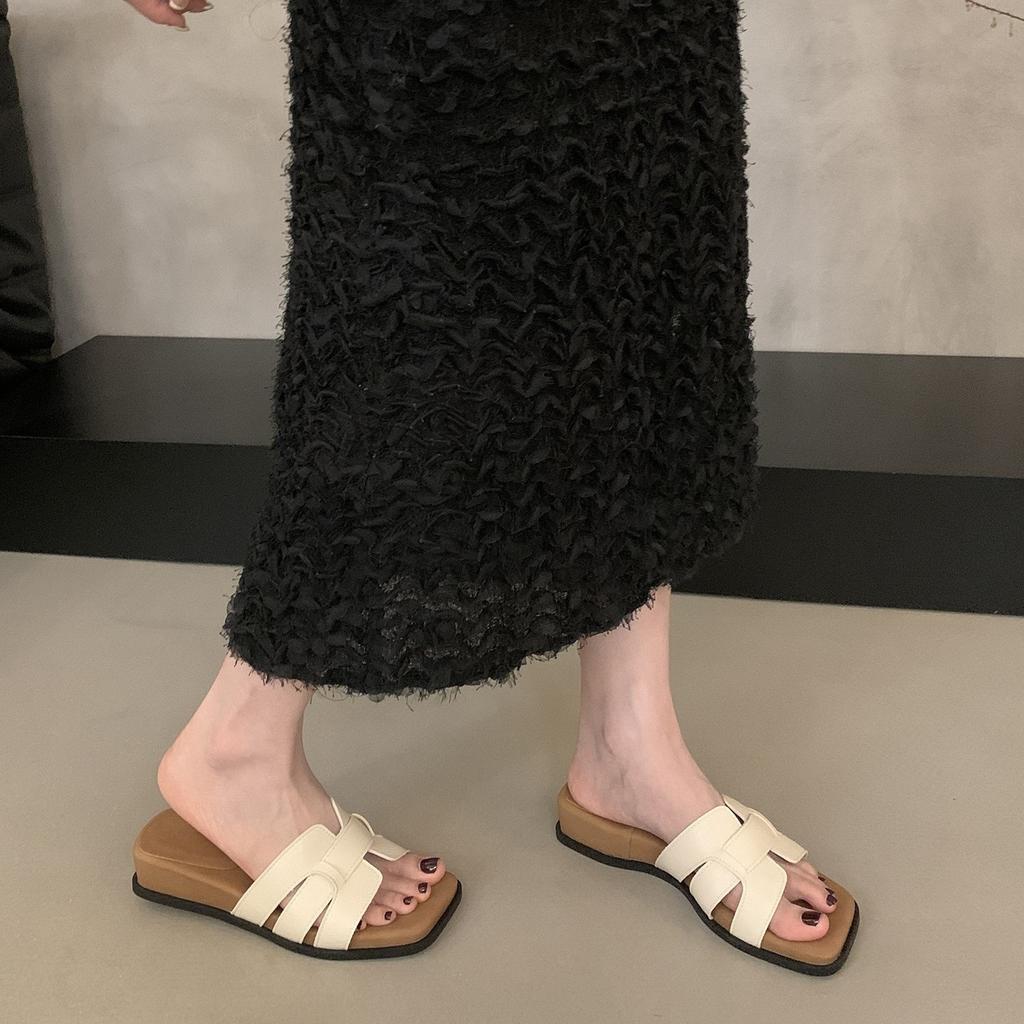 Wedge heel platform slippers women's shoes wear 2025 new summer with skirt one-word holiday sandals